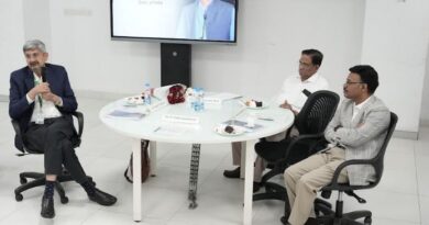 DRDO Chairman Dr Samir V Kamat Engage in Insightful Interaction with SRM University–AP Faculty